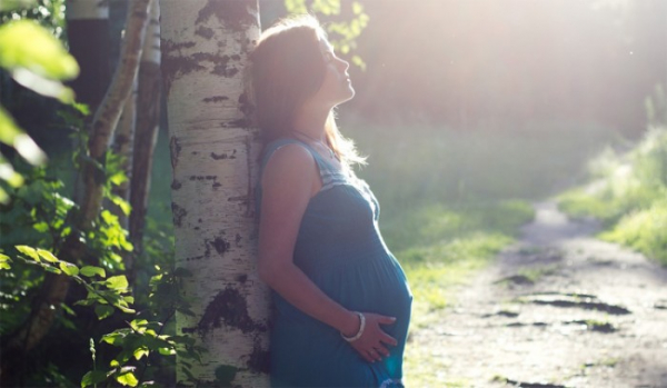 Ženy s roztroušenou sklerózou by měly těhotenství plánovat