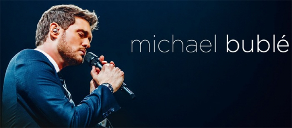Kanadský zpěvák Michael Bublé geniálně propojil pop se swingem a posluchačky po celém světě z toho šílí. Předvede  to i 17. září v pražské 02 Areně