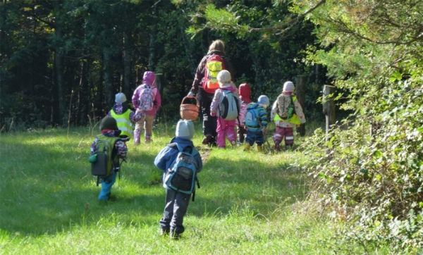 Lesní školky slavily svůj Mezinárodní den chůzí