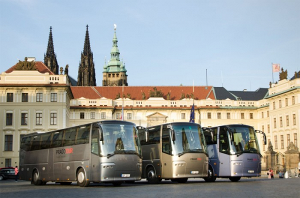 Iniciativa Za autobusy:  9 z 10 zájezdových dopravců bude do půl roku bez peněz