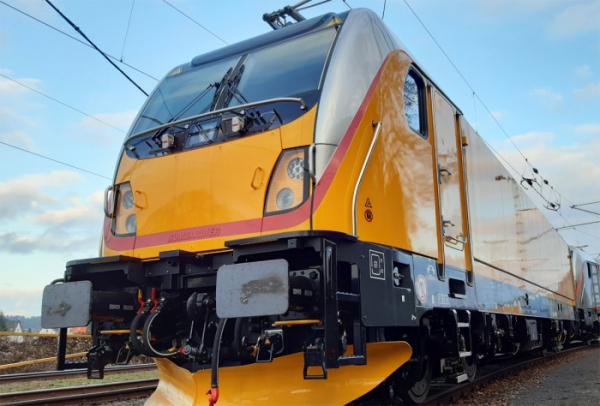 RegioJet dostal od výrobce první z patnácti nových nejmodernějších lokomotiv Bombardier TRAXX MS3