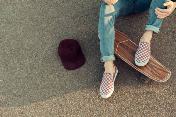 Nejpohodlnější boty na jaro: Jaké to jsou a s čím je nosit? 