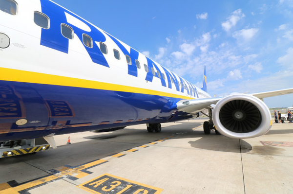 Ryanair bude od zimní sezóny létat nově do Neapole, plánuje obnovit i další linky