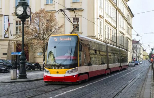Praha plánuje nákup nových tramvají, osloví devět největších světových výrobců