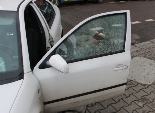 Pražští kriminalisté dopadli recidivistu, který opakovaně vykrádal auta a drogerie