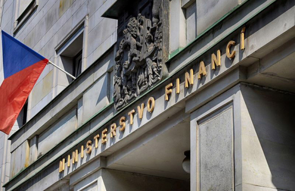 Ministerstvo financí od července zruší 77 z 201 územních pracovišť finančních úřadů