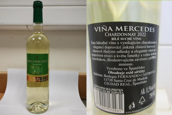 Potravinářská inspekce zakázala čtyři šarže falšovaného vína ze zahraničí