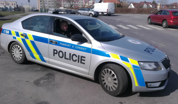 Pražští policisté hledají svědky smrtelné dopravní nehody v Průběžné ulici na Praze 10
