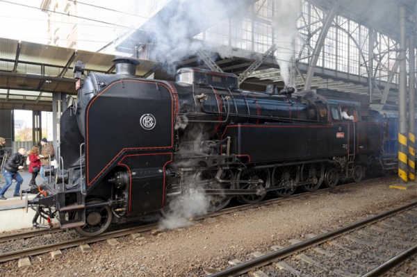Národní technické muzeum dokončilo generální opravu parní lokomotivy 464.102 Ušatá