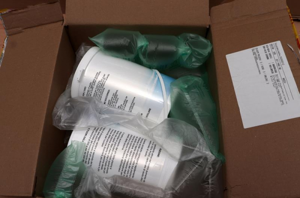 Zásilka do USA ukrývala osm kilogramů čistého ketaminu