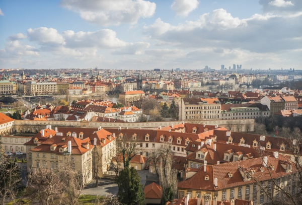 Chcete podnikat v Praze? Nezapomeňte na reprezentativní kancelář