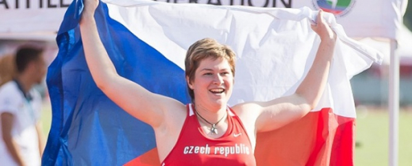 Neslyšící Lenka Matoušková překonala Olympijský rekord a získala 1. místo v hodu diskem